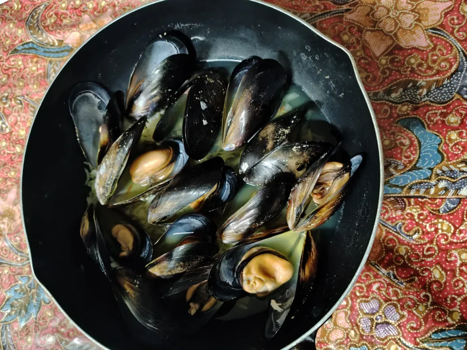 ムール貝のリゾット　サフラン入り|はやとさん