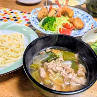 豚肉とネギのつけうどん(旦那作)とお裾分けのフライ盛り合わせ|じんさん