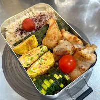 お弁当|メガネおばさんさん