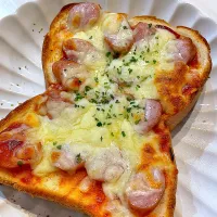 カンタン朝食　ウィンナーとチーズトースト|キヨさん
