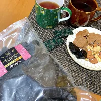 σ(´~｀*)ﾑｼｬﾑｼｬおやつ|さくたえさん