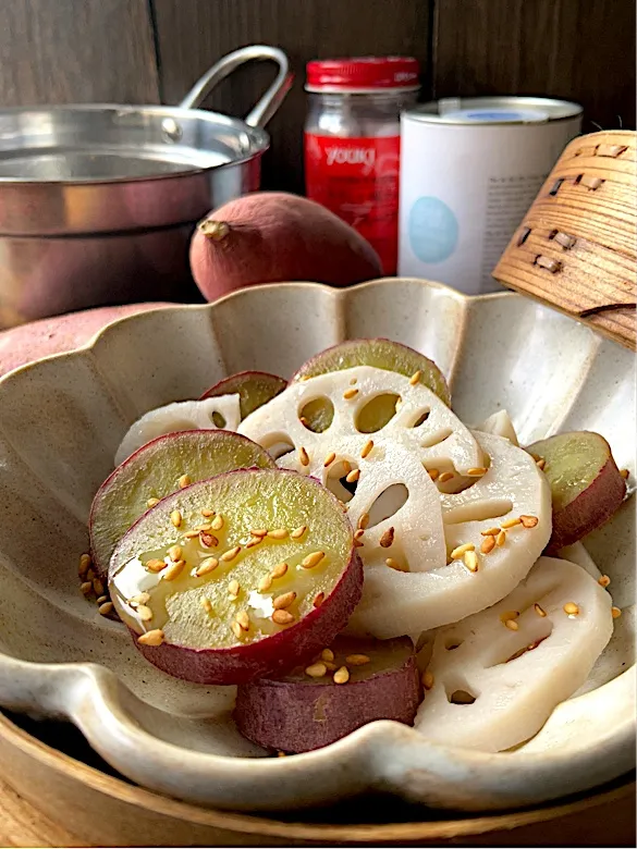 蒸籠で「さつまいもとれんこんの塩きんぴら蒸し」♨️せいろ蒸し|9421beruさん