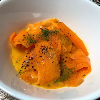 Snapdishの人気料理写真:にんじんオリーブオイル和え