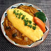 モリモリオムカレーでムスコの置きランチ|からあげビールさん