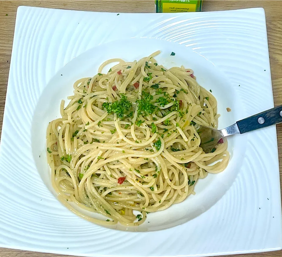 たっぷりパセリのアーリオオーリオ エ ペペロンチーノ|銀蔵じいちゃんさん