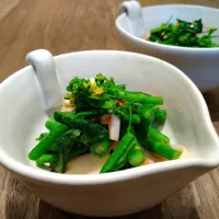 アスパラ菜とカニカマのからし和え|古尾谷りかこさん