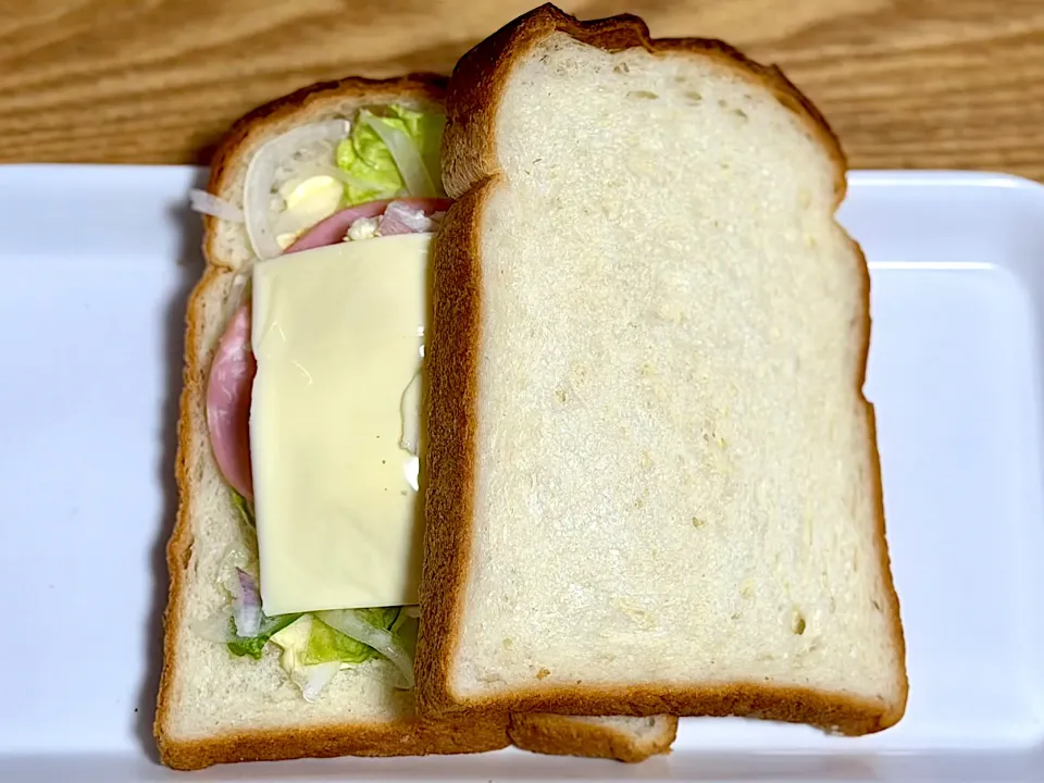 ☆ハムチーズポテサラサンド|まぁたんさん