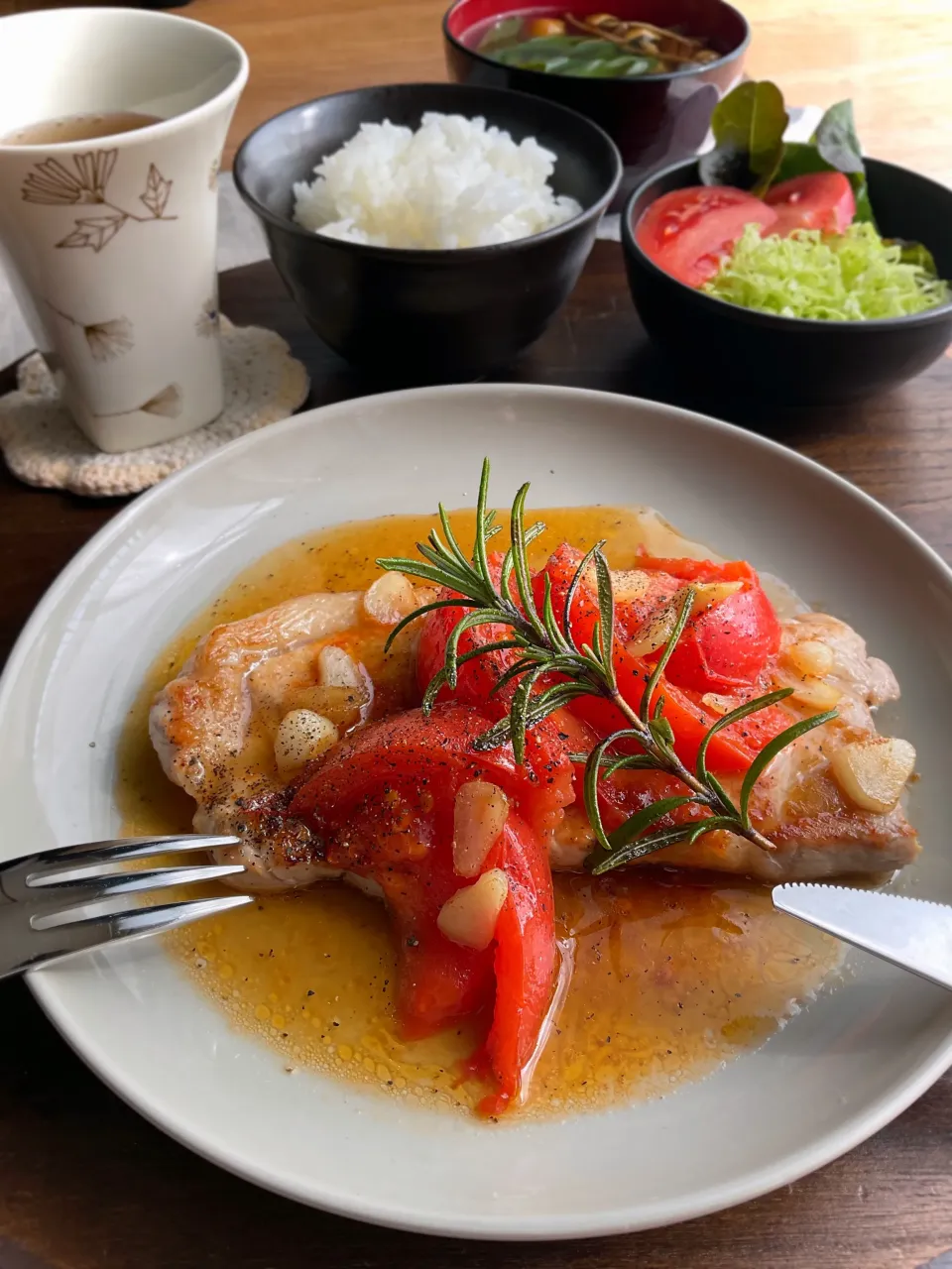 豚ロースとトマトのソテー|スイーツポテトさん