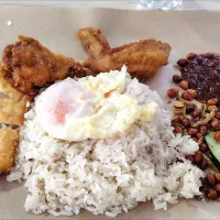 97 Nasi Lemak old airport road hawker 😋😘😍super delicious and freshly cooked♨️ 😚 🌟🌟🌟🌟🌟👍🌷| 🍒lynnlicious🍒さん