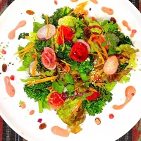 麹カレー＆春っぽいサラダ🥗|kyon2さん