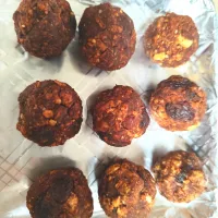 ①自作のチョコ菓子(CO・OPのレシピ参考に!!)②一応バレンタイン用に買っていたチョコ菓子|m.rafuさん