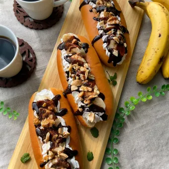 Snapdishの人気料理写真:チョコバナナコッぺパン