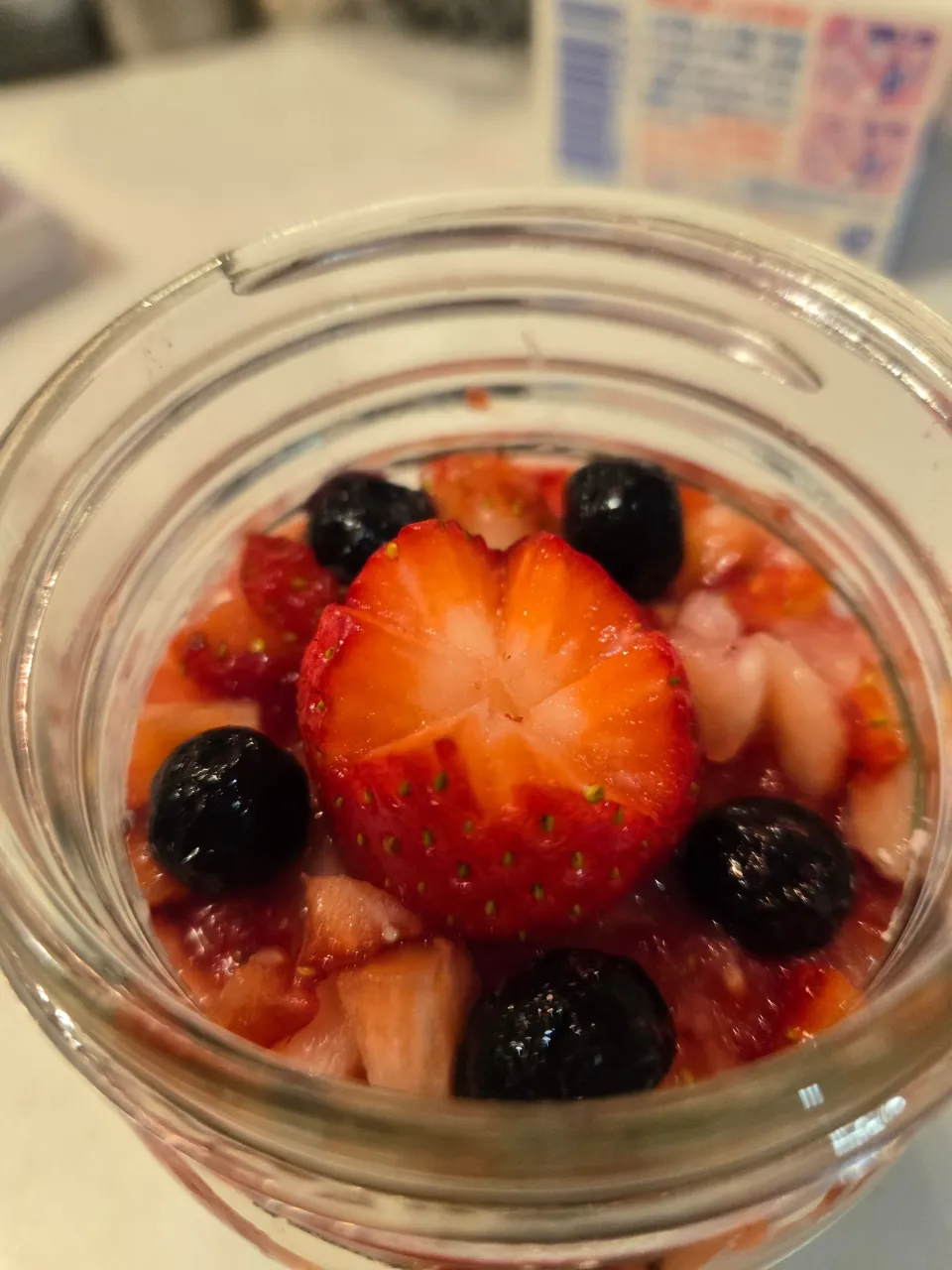 ごまプリンいちごパフェ🍓✨|ゆうすけさん