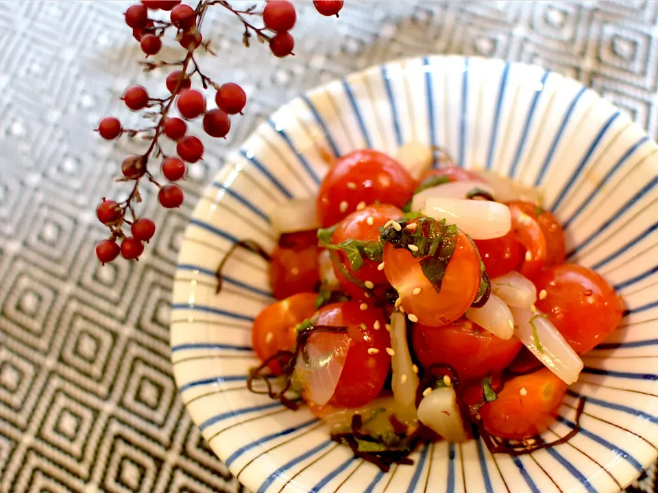 ミニトマトとらっきょうと塩昆布|dra-kichiさん