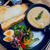 くまちゃんちのモーニング|くまちゃんさん