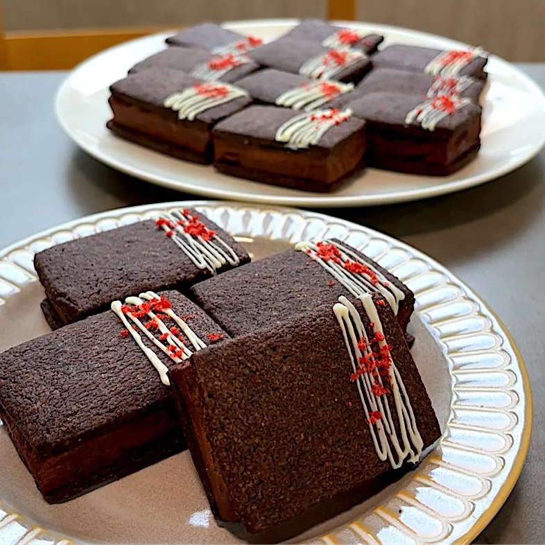 生チョコサンドクッキー|さつまいもさん