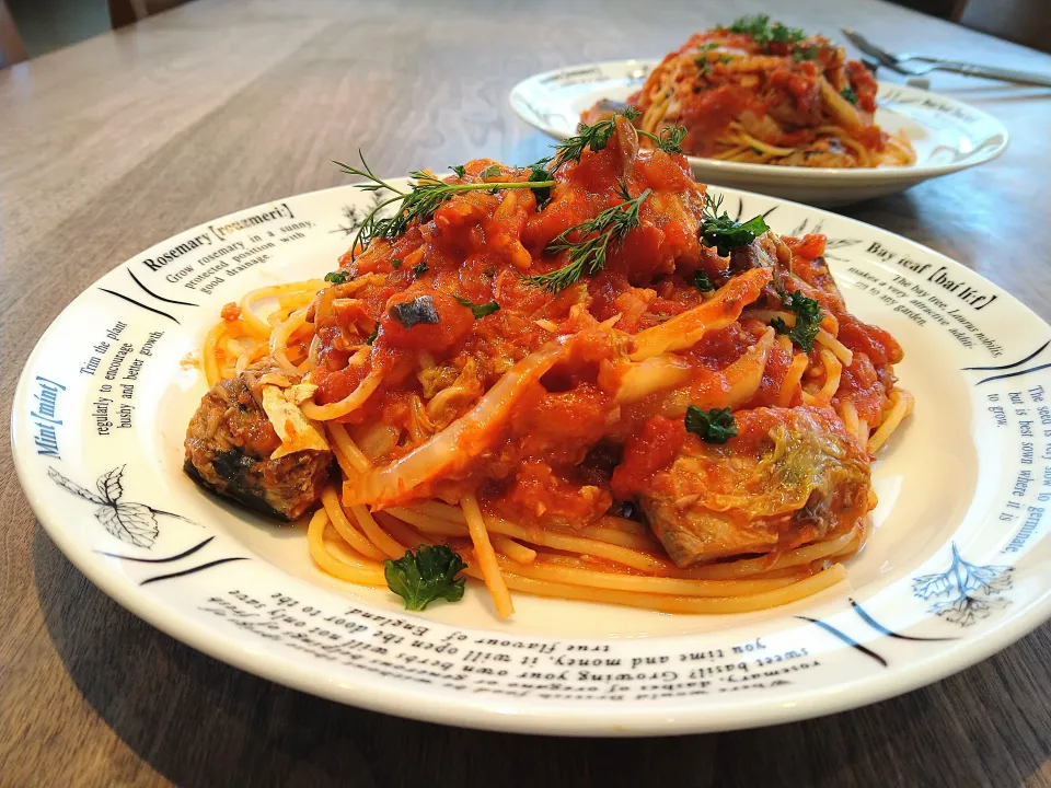 鯖缶のトマトソーススパゲティ|古尾谷りかこさん