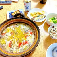 鶏団子と根菜のうま味噌鍋、茄子天と海老天、山菜炊き込みご飯、鰆の粕漬け。|くろーぶやんさん