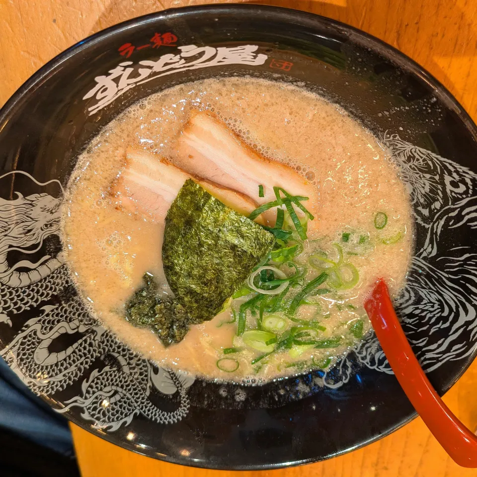 元味らーめん（豚骨らーめん）|じょうさん