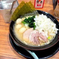 家系ラーメン🍜壱角屋|こずりんさん