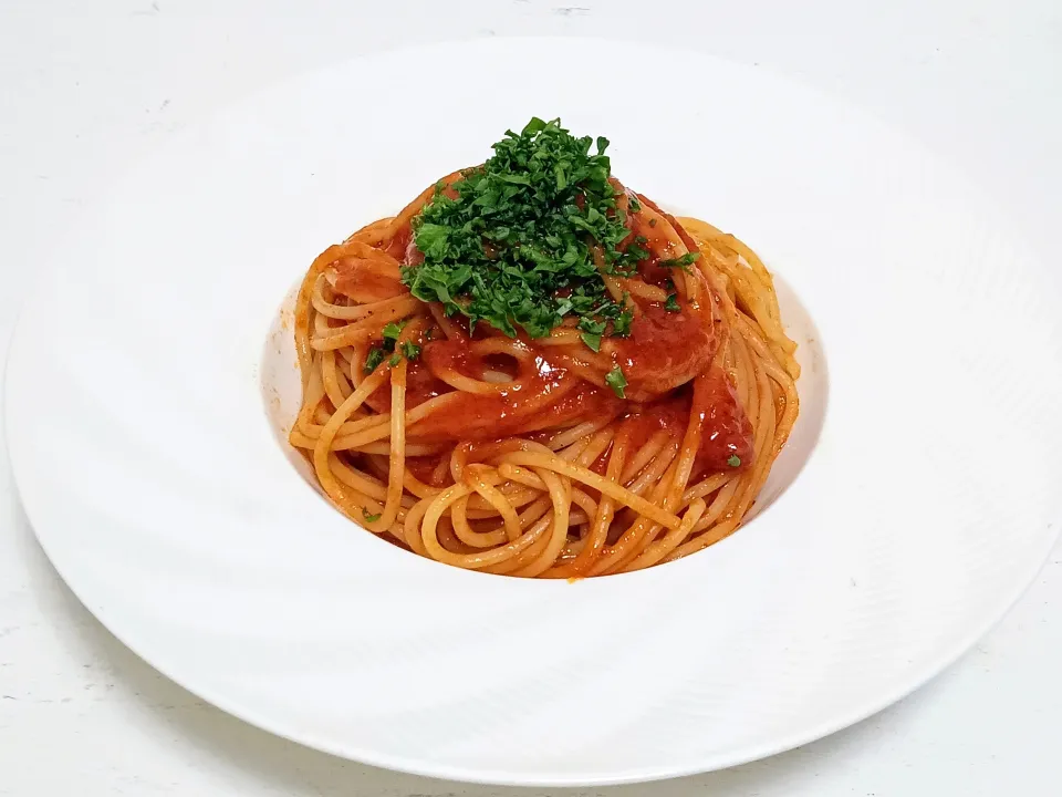 【濃厚！焦がしにんにく🎯】完熟トマトとにんにくのパスタ🇮🇹|Falco*さん