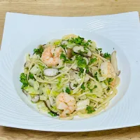 白菜と椎茸のガーリックバター　スパゲッティ|銀蔵じいちゃんさん