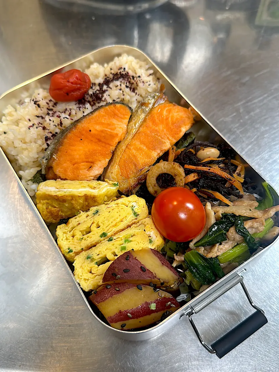 お弁当|メガネおばさんさん