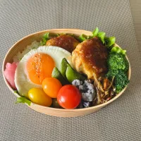 "鶏むねと豆腐でハンバーグ"息子弁当|kazuさん