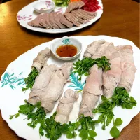 レンチン豆苗肉巻き＊シラチャーレット| henryさん