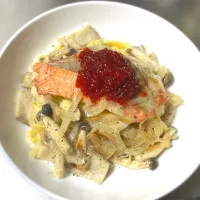 鮭とキノコのクリームパスタ|ゆめみどりさん