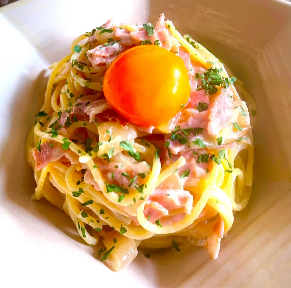 リモートワークのおひとり様ランチ🍴カルボナーラ|KANAさん
