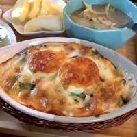 ほうれん草とベーコン、卵のグラタン|マユマユさん