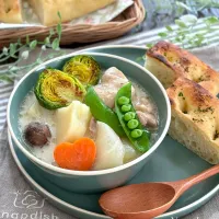 米粉と塩糀のさらっとシチュー（チキン）| ゆーこどんさん