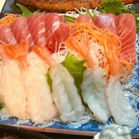 マグロと赤海老| Takeshi  Nagakiさん