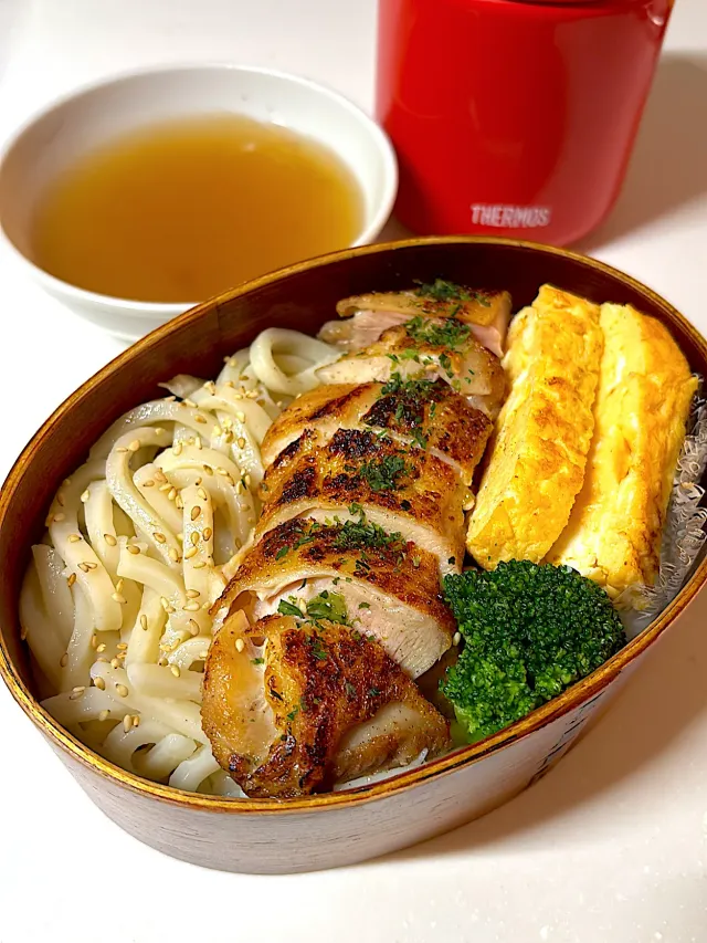 Snapdishの料理・レシピ写真:トロッと鶏出汁餡つけ麺ポット弁当｜新生活は愛情弁当でエールを送ろう♪