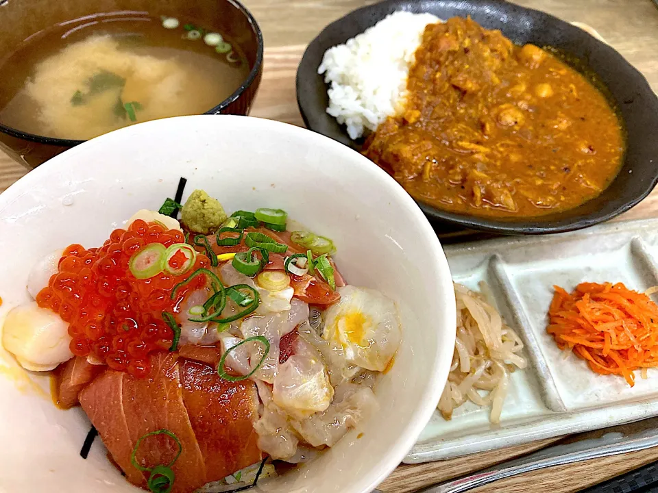 府中市場でランチ😋🍛💕✨|アイさん