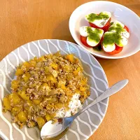 ガパオライスとカプレーゼ🍅|mayuさん