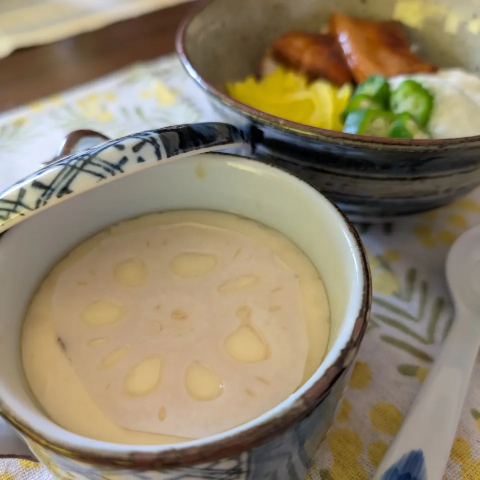 七海さんおろしれんこんのもっちり茶碗蒸し！|ちょこさん