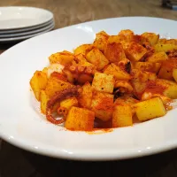 たことじゃがいものガリシア風|古尾谷りかこさん