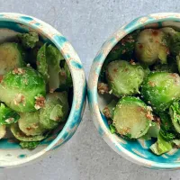 芽キャベツの胡麻味噌和え|izoomさん