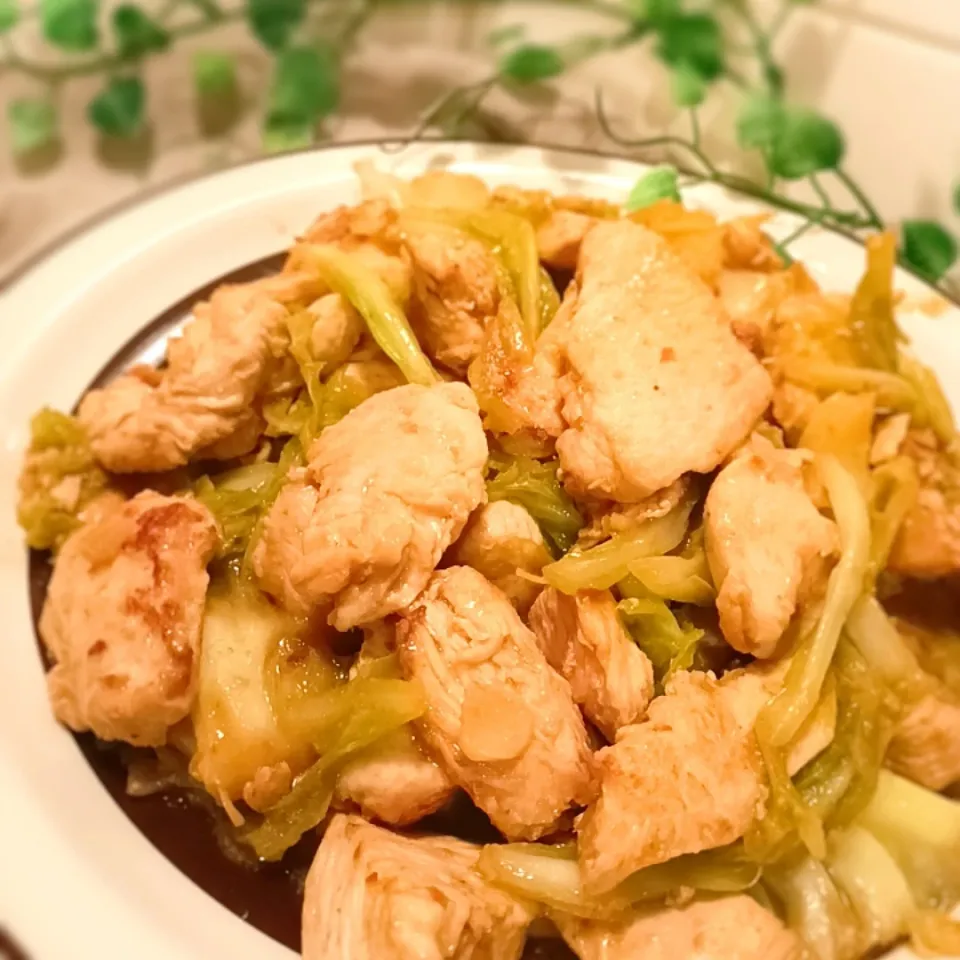 ムネ肉とキャベツのガリマヨ醤油炒め|❤︎YUKARI❤︎さん