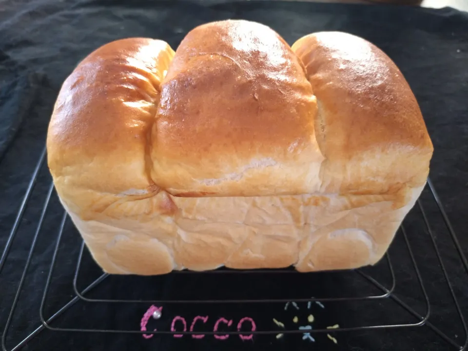 ふわふわな山食パン✨|cocco+さん