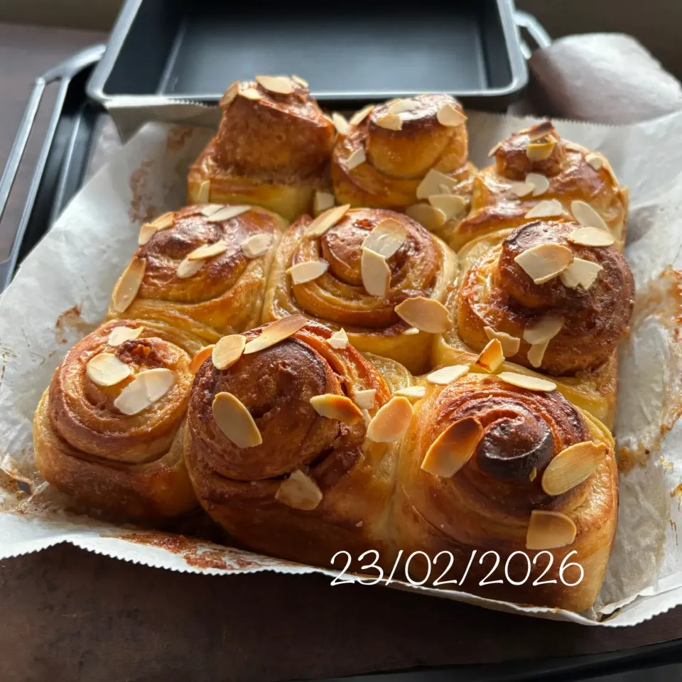 シナモンロール|友さん