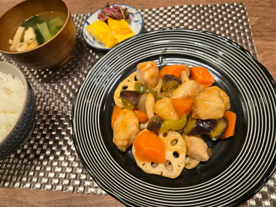 鶏肉と野菜の甘辛酢炒め|ゆうすけさん