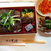 大好きな焼き肉屋さんの弁当|ゆっきーさん