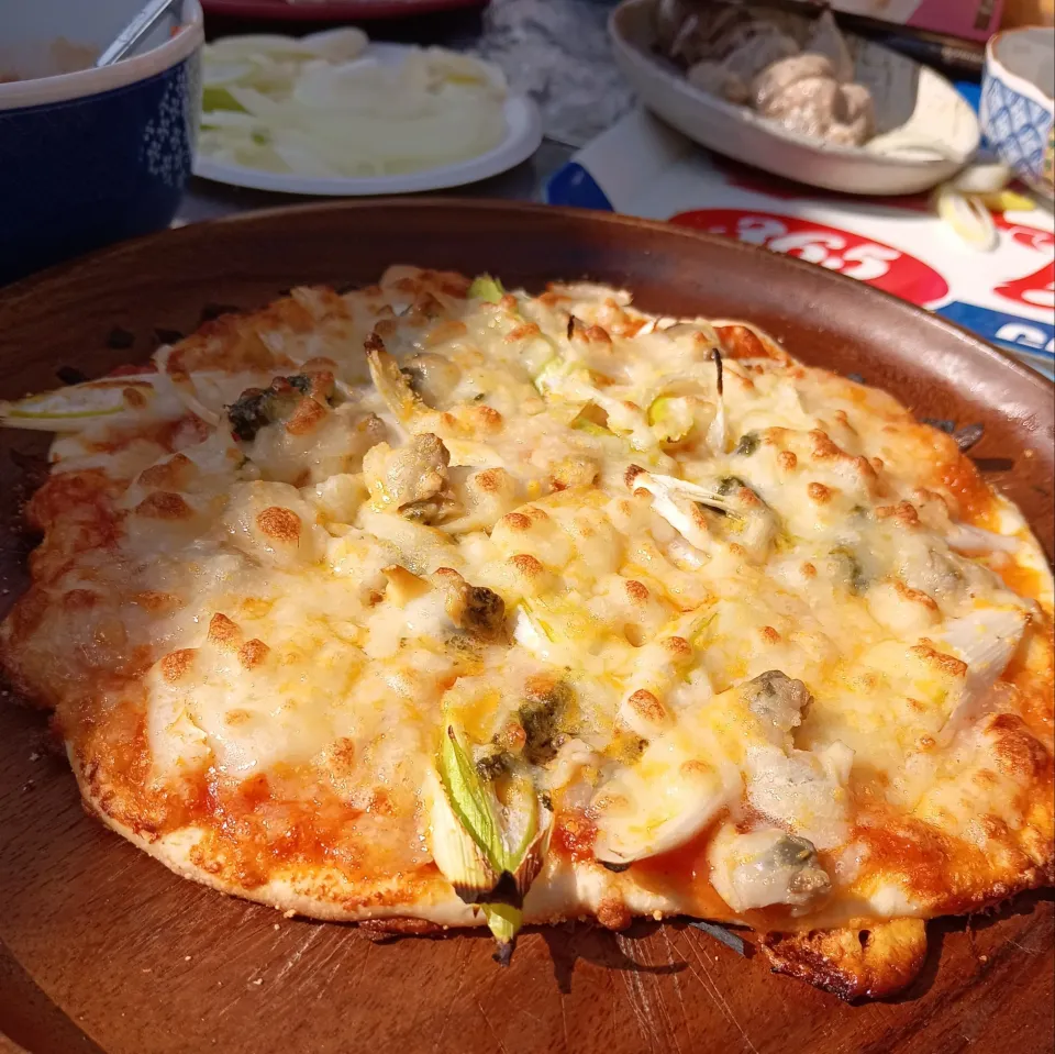 ピザ窯で自家製ピザ|めめさん