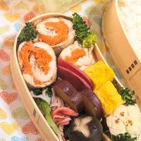 本日のお弁当〜鶏むね肉のくるくる照り焼き弁当|f.1125beさん