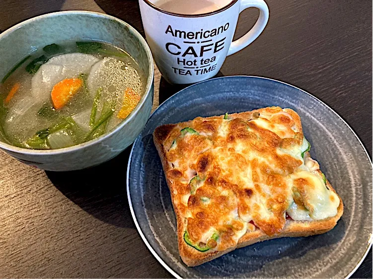 ＊ピザトースト🍕根菜のスープ🍲ミルクティー＊|＊抹茶＊さん