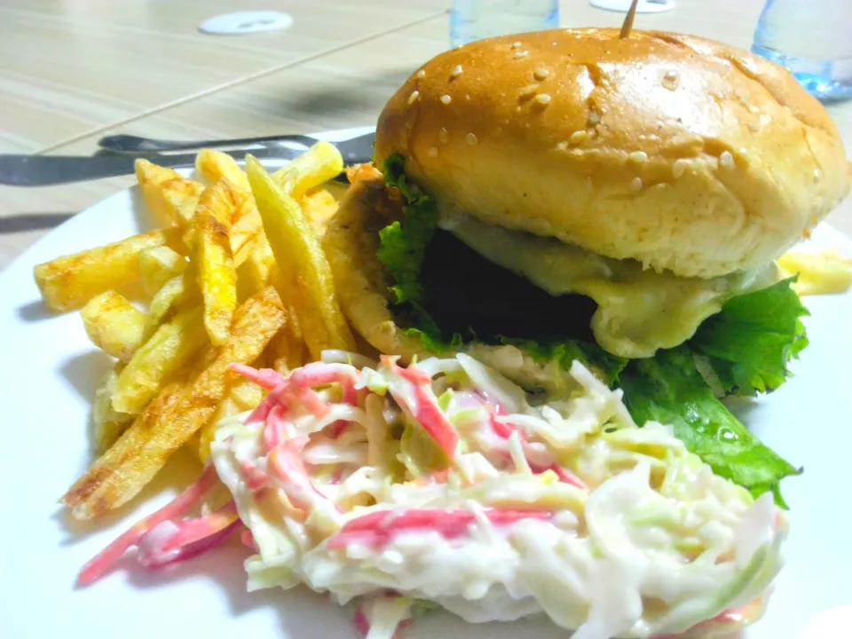 ハンバーガー🍔😊|Mitsuhiro.Sさん