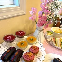 春のアフタヌーンティーパーティー🌸|ことはさん